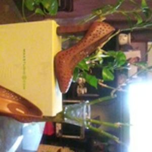 MAX STUDIO (HEELS) 5 in.